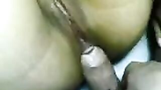 شاب سعودي ينيك بنت سعودية من الخلف وطيزها جامدة فشخ