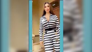 فيديو هند القحطاني مؤخرتها كبيرة وجسمها جميل بملابس الهالوين