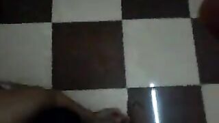 شرموطة مصرية بالكلوت الابيض