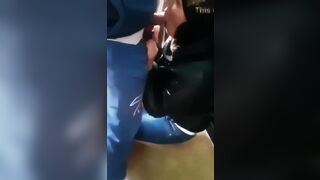 محجبة تعشق وتتفنن في مص الزب