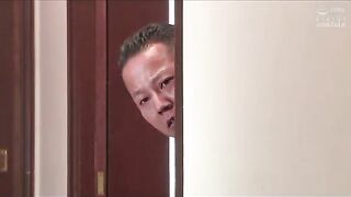 المدير ينيك السكرتيرة الهايجة ويفشخها نيك بكل الاوضاع سكس اسيوي