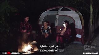 القحبة العراقية سارة والقحبة السورية روكسي في سهرة مميزة - سكس جماعي مترجم