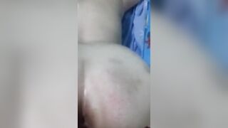 فيلم نيك شرموطة مصرية بتوطي لحبيبها عشان ينزل في كسها بعبصة وينيكها بقوة - سكس مصري
