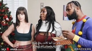 لقد تحطمت حفلة عيد الميلاد بعد ظهور بزاز المثيرة انجيلا وايت صاحبة الجسم الطري والمميز للنيك - سكس مترجم