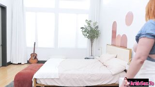 نيك الخدامة الممحونة في المطبخ - سكس اجنبي