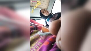 فيديو تحرش لشاب مصري مطلع زبه في عربية اجرة
