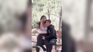تحرش في الجنينة مصري مع شرموطة هايجه