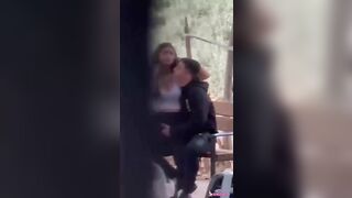 تحرش في الجنينة مصري مع شرموطة هايجه