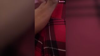مصري بيتحرش بطيز اخته الملبن الجامدة