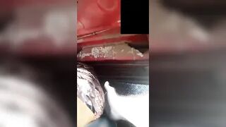 هايج متحرش بيحسس عي طيز مصرية في العربية