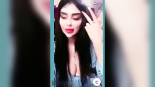 فيديو جورجينا درويش تلعب في بزازها الحليون