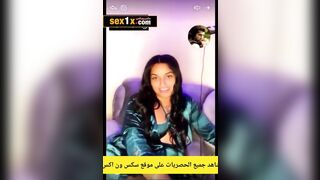 ام شامبو السعودية تعرض بزازها وطيزها الجميلة سكس سعودي