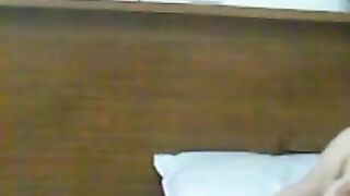 مصري واخد عشيقته شقة مفروشة وفاشخها نيك