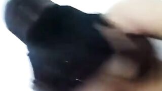 فلاحة مصرية بتصور نودز لعشيقها في الحمام