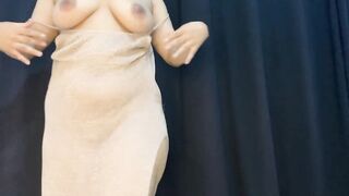 احلى رقص لشرموطة مصرية قبل النيك من الزبون