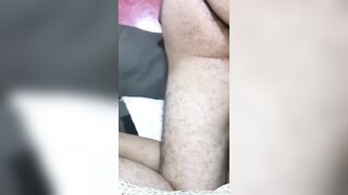 مصري واخد عشيقته ام طيز كبيرة على السرير وفاشخها نيك خلفي