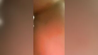 مصري زانق اخت صاحبه وفاشخها نيك خلفي على الواقف