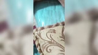 ديوث مصري واخد صاحبو البيت يفشخ مراته نيك قدامه