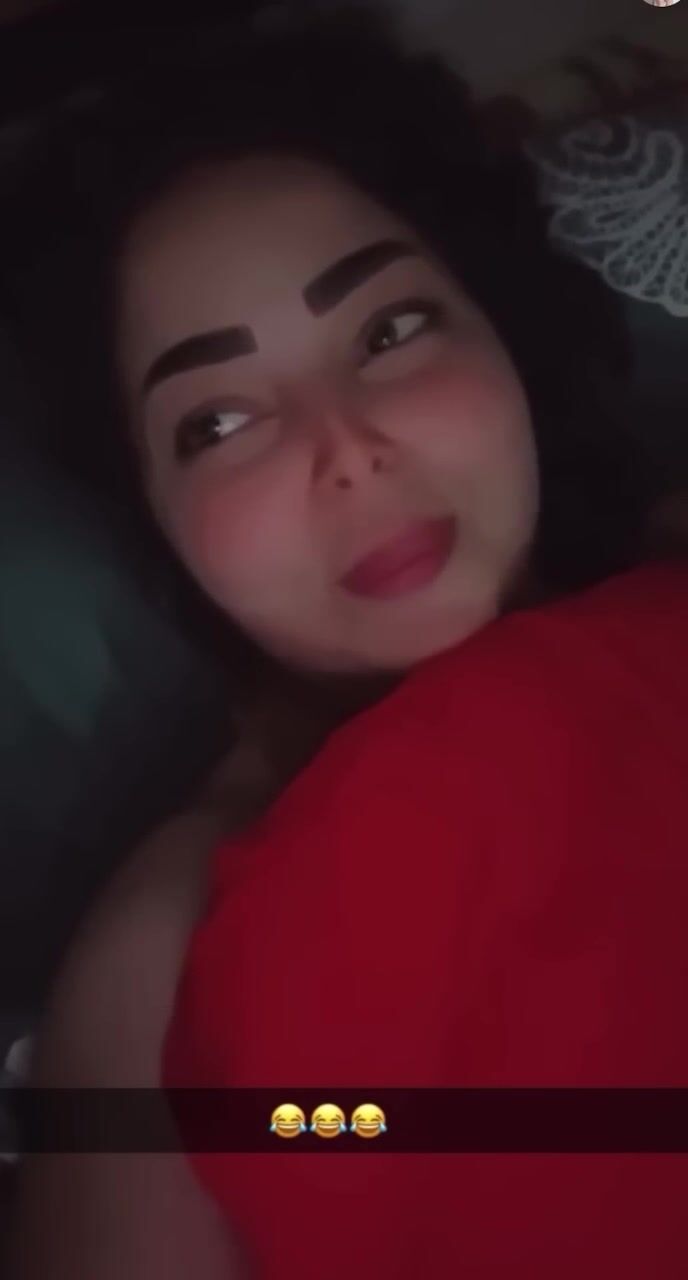 فضيحة ايناس الخالدي نايمه عند عشيقها - سكس عربي